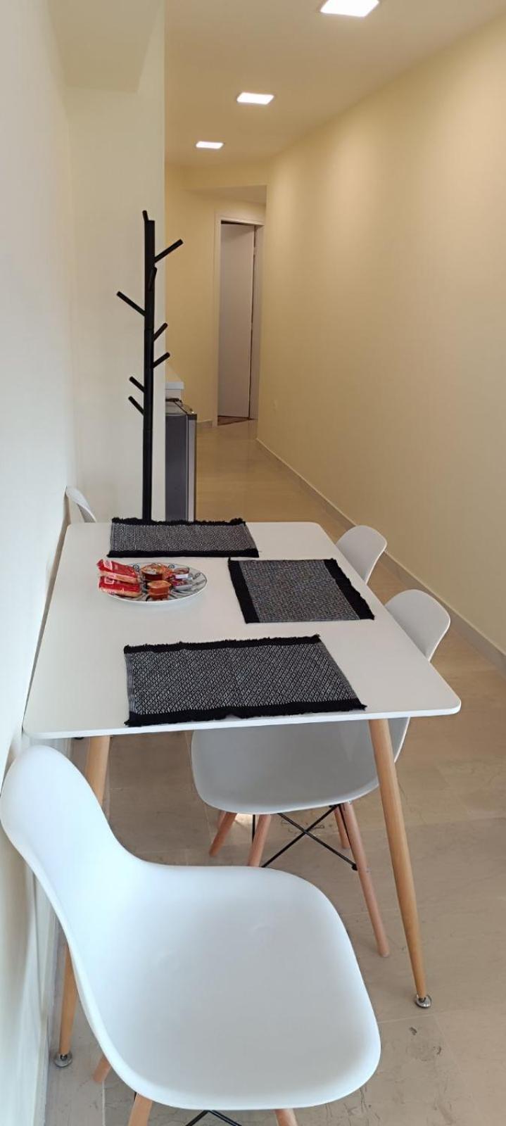 Experience 2 Apartment *